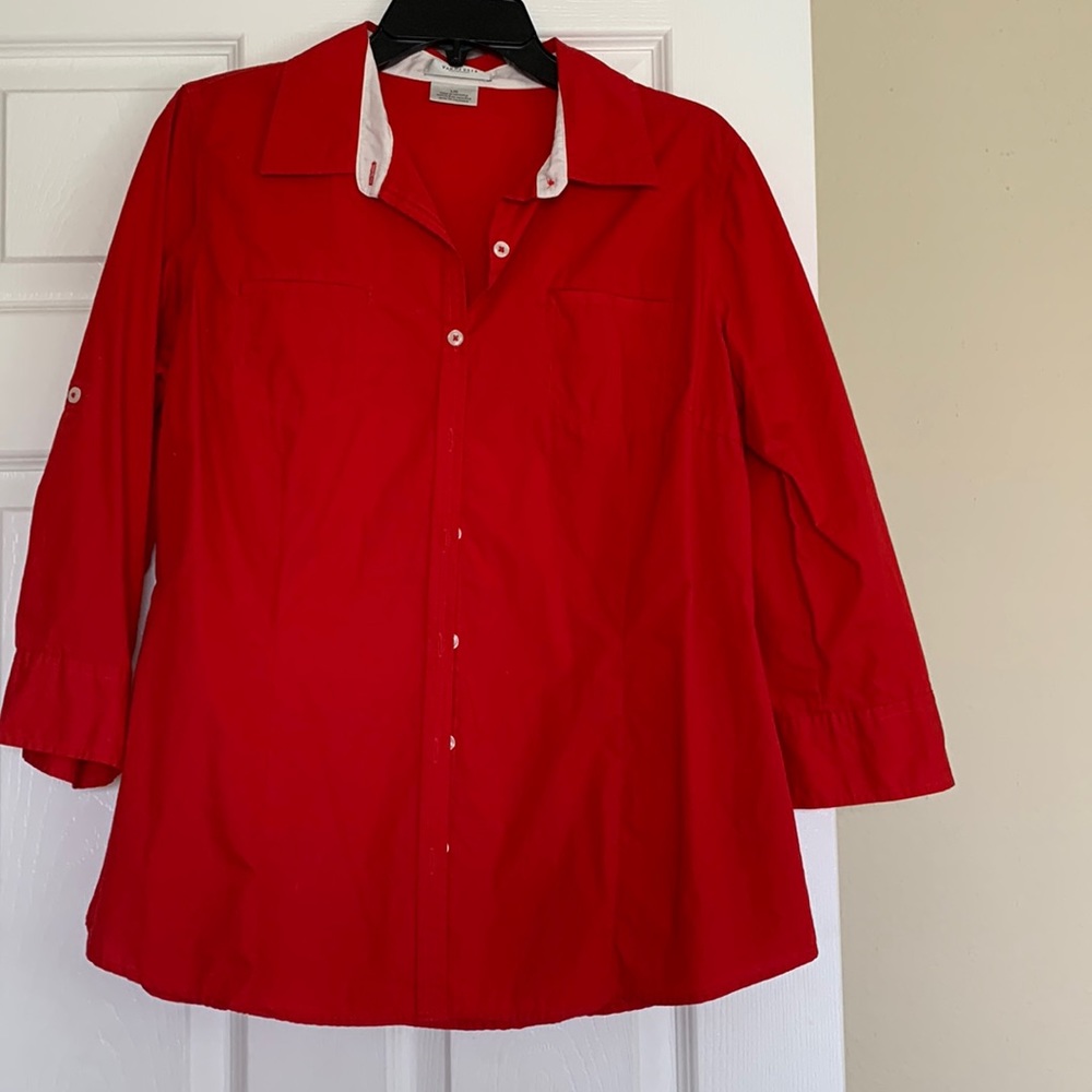 Van Heusen red button down shirt. Excellent condition